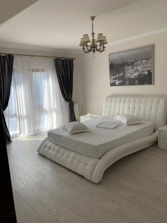 Vila Pati Ploieşti Exterior foto