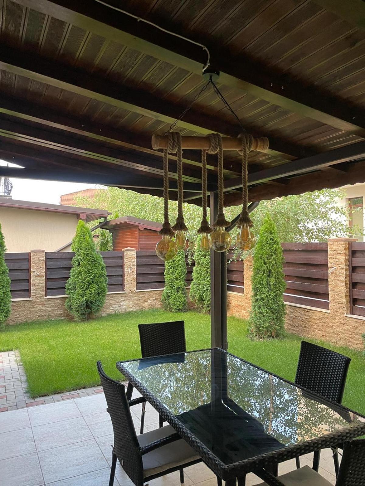 Vila Pati Ploieşti Exterior foto