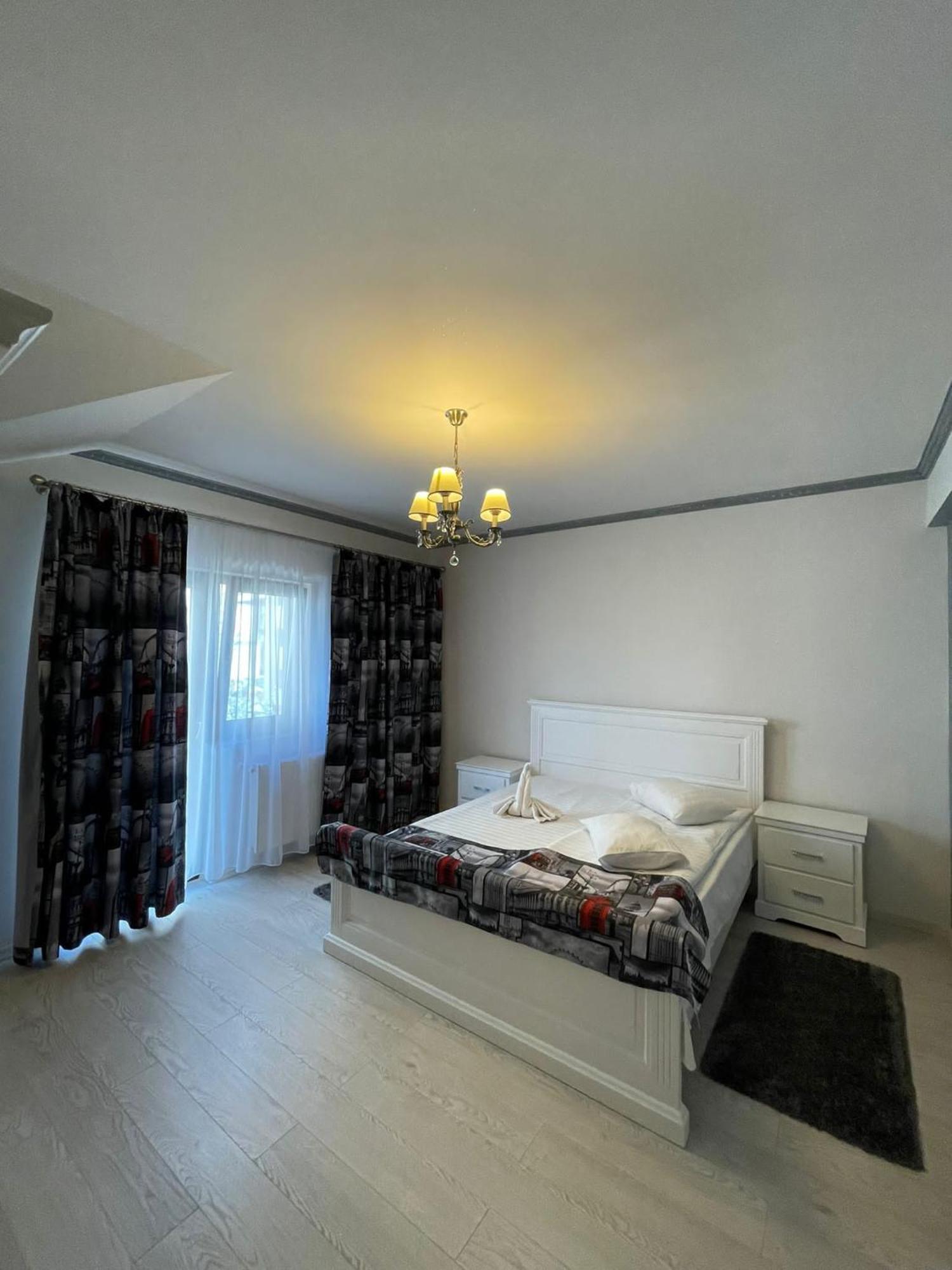 Vila Pati Ploieşti Exterior foto